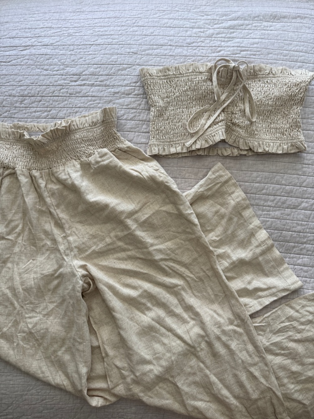 Smocked Linen Set - Picture 6 of 11